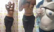 Desi Slim Girl Shows her Boobs